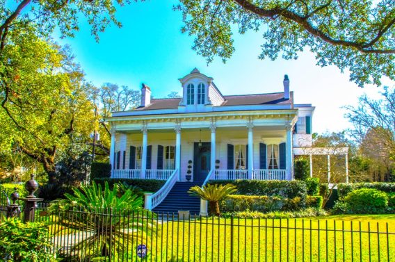 https://celebrationtoursnola.com/wp-content/uploads/2015/12/American-Cottage-568x377.jpg